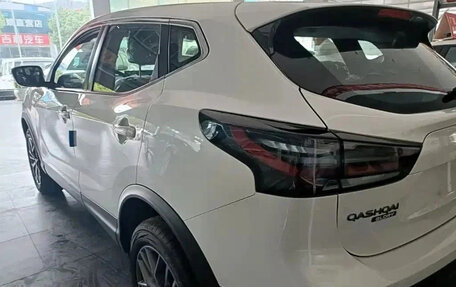 Nissan Qashqai, 2025 год, 1 800 000 рублей, 5 фотография