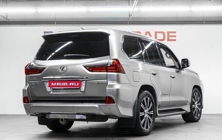 Lexus LX III, 2017 год, 6 449 000 рублей, 5 фотография