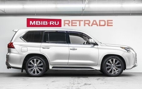 Lexus LX III, 2017 год, 6 449 000 рублей, 4 фотография