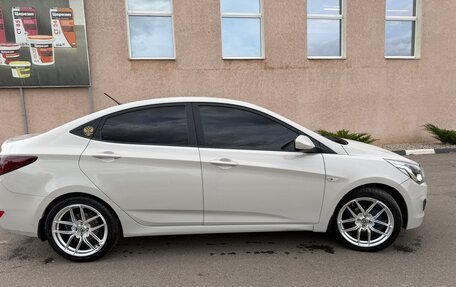 Hyundai Solaris II рестайлинг, 2014 год, 750 000 рублей, 4 фотография