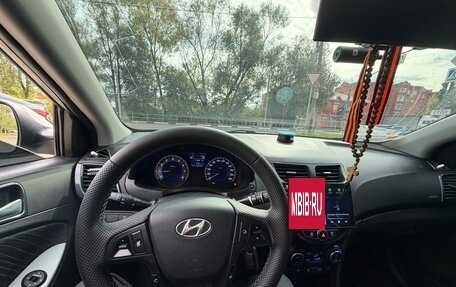 Hyundai Solaris II рестайлинг, 2014 год, 750 000 рублей, 11 фотография
