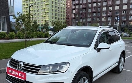 Volkswagen Touareg III, 2015 год, 3 450 000 рублей, 3 фотография