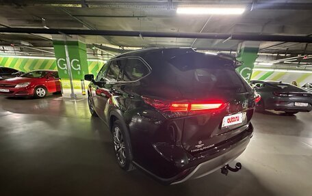 Toyota Highlander, 2024 год, 6 800 000 рублей, 6 фотография