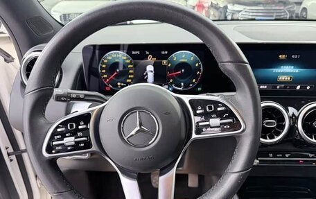 Mercedes-Benz GLB, 2022 год, 2 035 000 рублей, 10 фотография