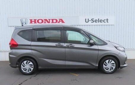 Honda Freed II, 2023 год, 1 700 700 рублей, 8 фотография
