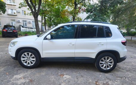 Volkswagen Tiguan I, 2010 год, 1 050 000 рублей, 2 фотография
