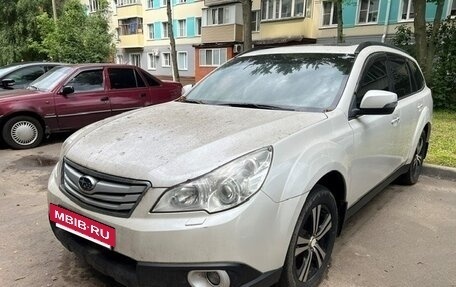 Subaru Outback IV рестайлинг, 2011 год, 950 000 рублей, 2 фотография