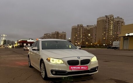 BMW 5 серия, 2015 год, 2 400 000 рублей, 2 фотография