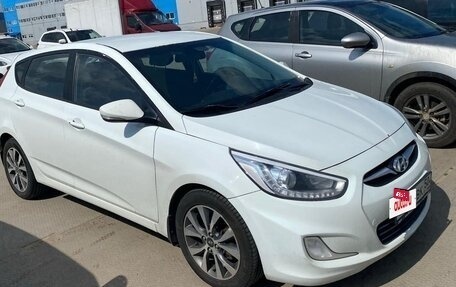 Hyundai Solaris II рестайлинг, 2013 год, 760 000 рублей, 6 фотография