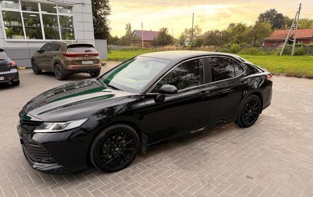Toyota Camry, 2018 год, 2 100 000 рублей, 17 фотография