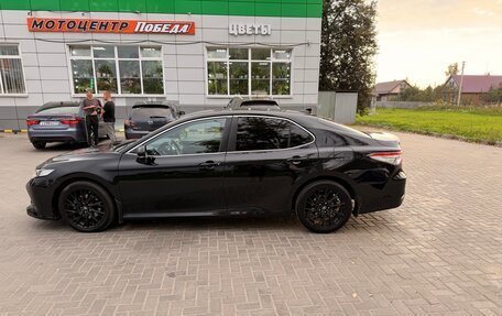 Toyota Camry, 2018 год, 2 100 000 рублей, 15 фотография