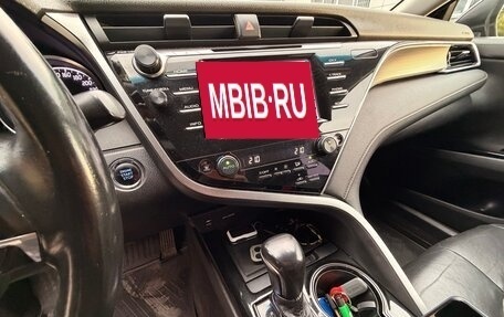 Toyota Camry, 2018 год, 2 100 000 рублей, 20 фотография