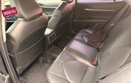 Toyota Camry, 2018 год, 2 100 000 рублей, 19 фотография