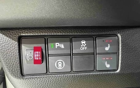 Honda Vezel, 2023 год, 1 830 000 рублей, 11 фотография