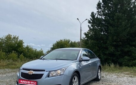 Chevrolet Cruze II, 2012 год, 695 000 рублей, 1 фотография