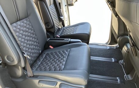 Toyota Voxy, 2025 год, 5 350 000 рублей, 13 фотография