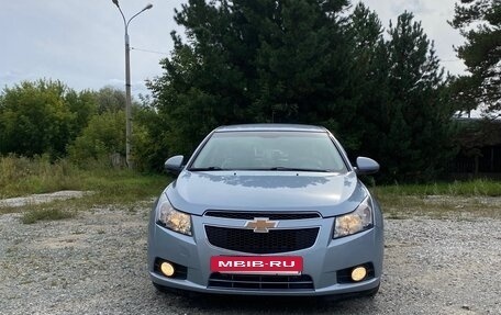 Chevrolet Cruze II, 2012 год, 695 000 рублей, 3 фотография