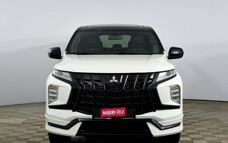 Mitsubishi Montero Sport, 2022 год, 3 498 000 рублей, 2 фотография