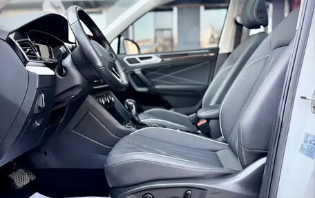 Volkswagen Tiguan II, 2023 год, 2 530 700 рублей, 11 фотография