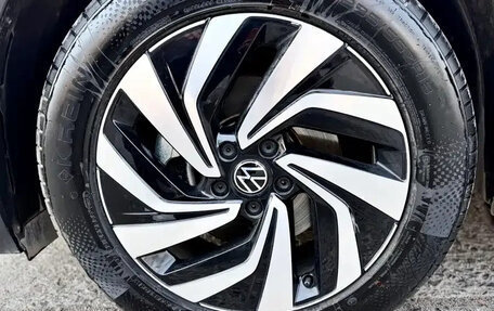 Volkswagen Tiguan II, 2023 год, 2 530 700 рублей, 10 фотография