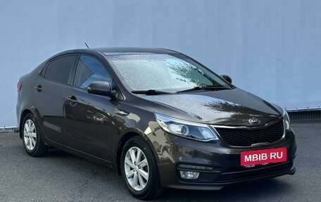 KIA Rio III рестайлинг, 2016 год, 990 000 рублей, 3 фотография