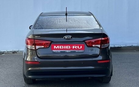 KIA Rio III рестайлинг, 2016 год, 990 000 рублей, 6 фотография
