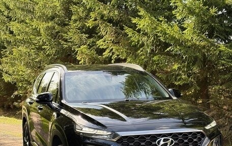 Hyundai Santa Fe IV, 2018 год, 2 899 999 рублей, 4 фотография