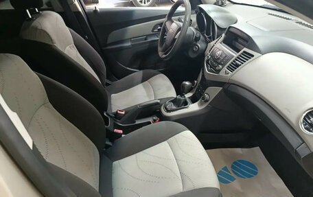 Chevrolet Cruze II, 2011 год, 645 000 рублей, 16 фотография