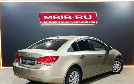 Chevrolet Cruze II, 2011 год, 645 000 рублей, 4 фотография