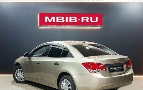 Chevrolet Cruze II, 2011 год, 645 000 рублей, 7 фотография
