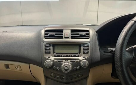 Honda Accord VII рестайлинг, 2003 год, 665 000 рублей, 11 фотография