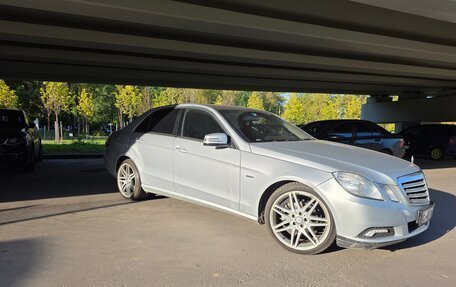 Mercedes-Benz E-Класс, 2009 год, 1 250 000 рублей, 3 фотография