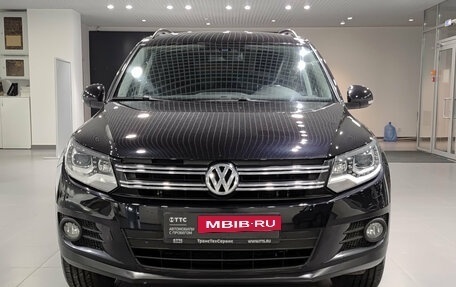 Volkswagen Tiguan I, 2016 год, 1 296 000 рублей, 2 фотография