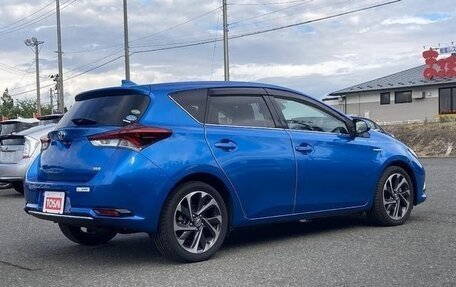 Toyota Auris II, 2017 год, 1 050 000 рублей, 2 фотография