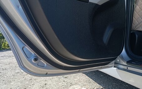 Toyota Prius, 2014 год, 1 020 000 рублей, 21 фотография