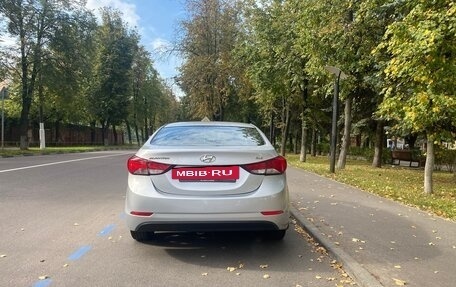 Hyundai Elantra V, 2015 год, 780 000 рублей, 3 фотография