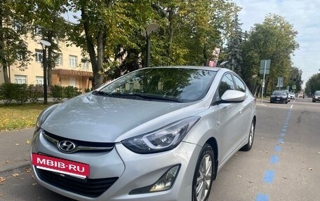 Hyundai Elantra V, 2015 год, 780 000 рублей, 2 фотография