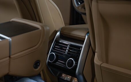 Land Rover Range Rover IV рестайлинг, 2024 год, 18 930 000 рублей, 21 фотография