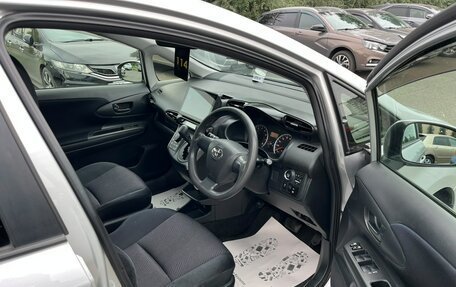 Toyota Wish II, 2012 год, 1 279 000 рублей, 15 фотография