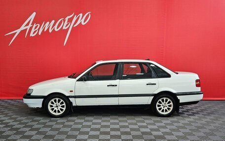 Volkswagen Passat B4, 1995 год, 229 000 рублей, 2 фотография
