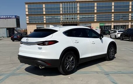 Mazda CX-4, 2021 год, 1 947 017 рублей, 4 фотография