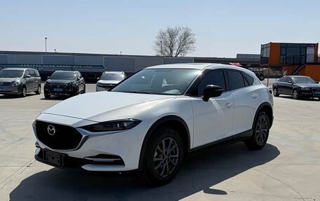 Mazda CX-4, 2021 год, 1 947 017 рублей, 3 фотография