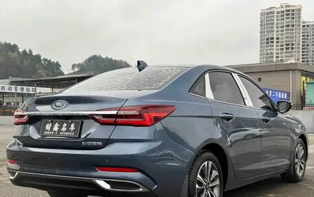 Ford Escort, 2021 год, 1 140 000 рублей, 7 фотография