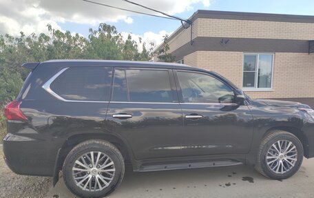 Lexus LX III, 2016 год, 6 300 000 рублей, 3 фотография