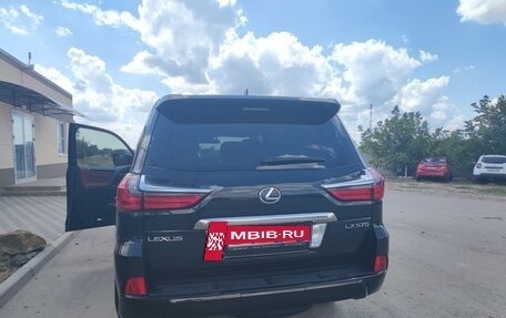 Lexus LX III, 2016 год, 6 300 000 рублей, 5 фотография