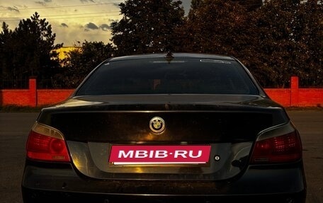 BMW 5 серия, 2004 год, 950 000 рублей, 6 фотография