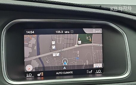 Volvo V40 II рестайлинг, 2018 год, 1 230 000 рублей, 13 фотография