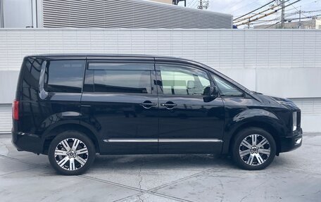Mitsubishi Delica D:5 I, 2023 год, 2 650 000 рублей, 3 фотография