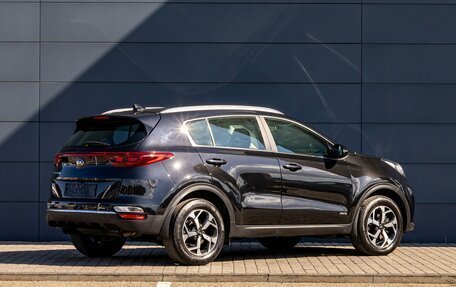 KIA Sportage IV рестайлинг, 2019 год, 1 895 000 рублей, 6 фотография