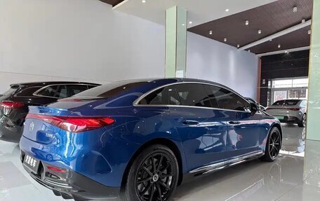 Mercedes-Benz EQE, 2022 год, 4 980 017 рублей, 4 фотография